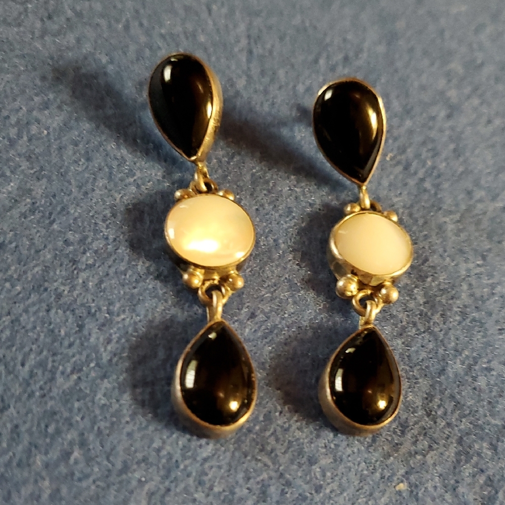 Elegant Black Onyx and Mother Of Pearl Drop Earrings Set In Sterling Silver